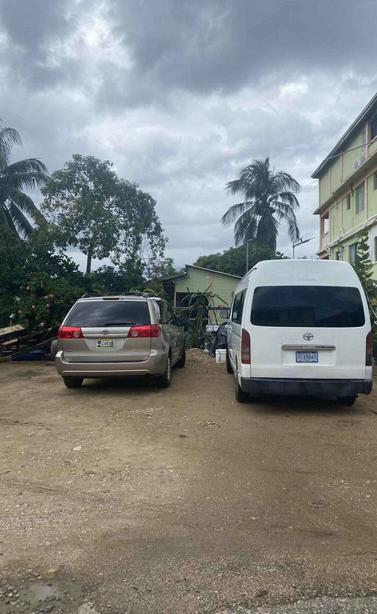 Chaleanor Hotel Dangriga Εξωτερικό φωτογραφία