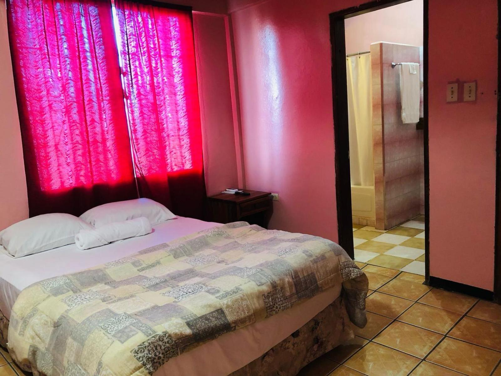 Chaleanor Hotel Dangriga Εξωτερικό φωτογραφία