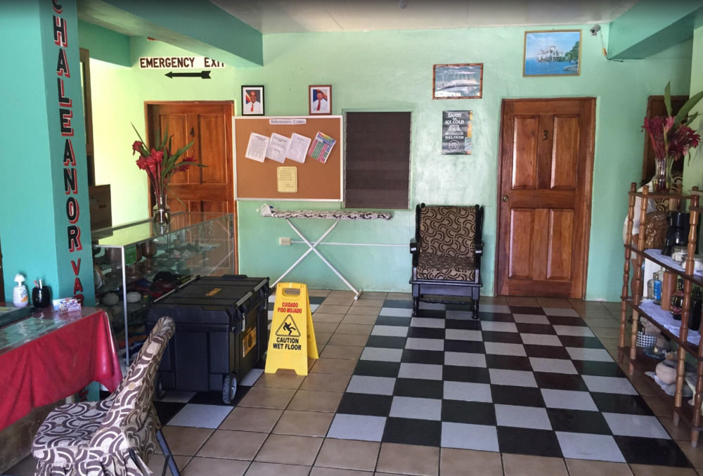 Chaleanor Hotel Dangriga Εξωτερικό φωτογραφία