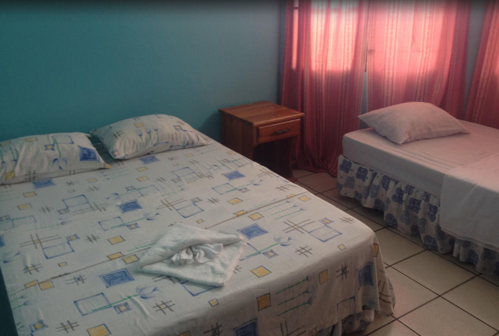 Chaleanor Hotel Dangriga Εξωτερικό φωτογραφία